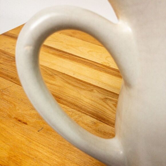 Pfaltzgraff Yorktowne Vintage Ceramic Coffee Pitcher with Lid - Picture 7 of 8